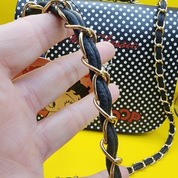 NWT Betty Boop Shoulder Bag 10x8 Crossbody Purse Polka Dot Magnetic Snap Vegan - Picture 3 of 12